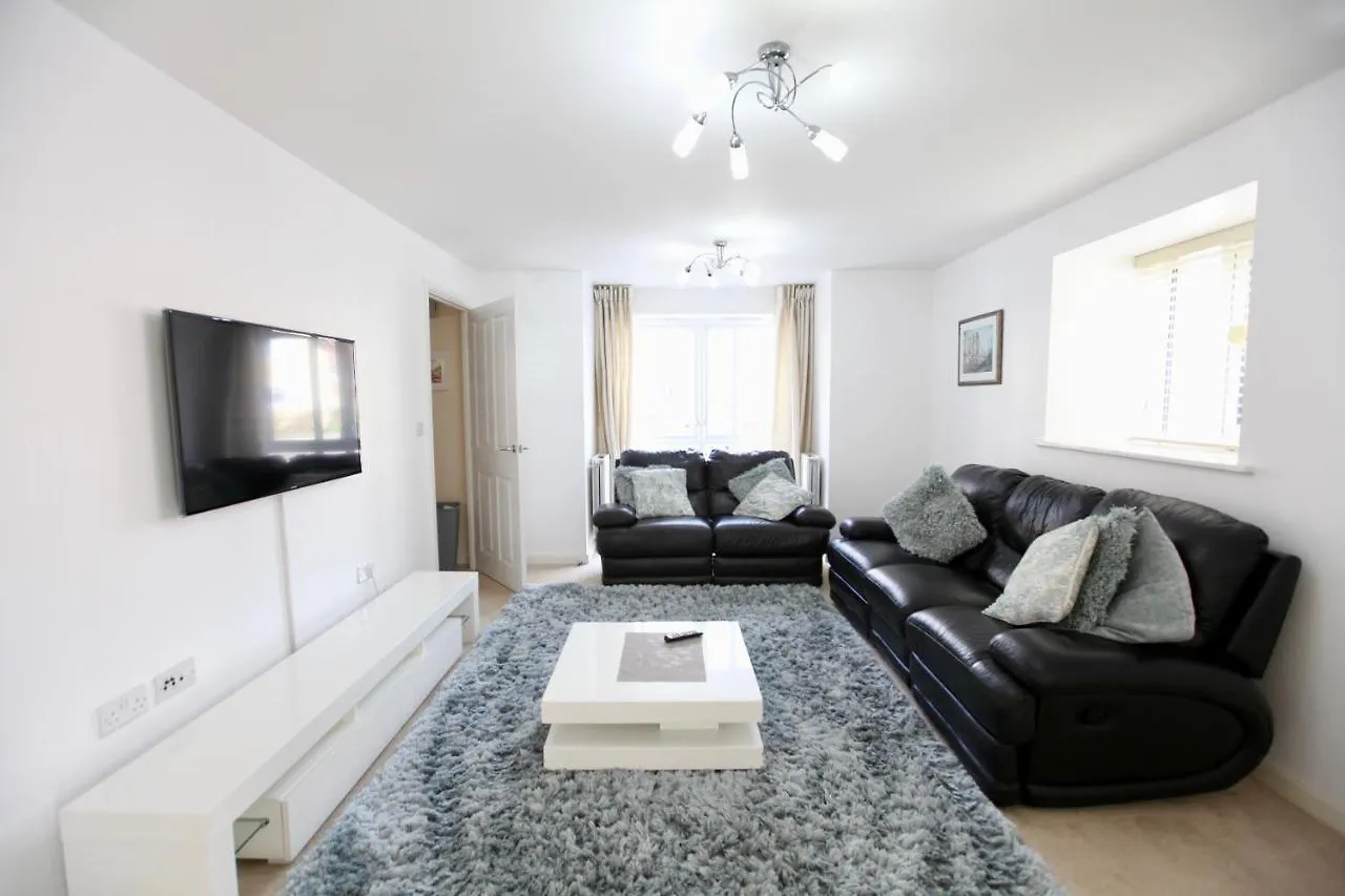 Large Stylish Cambridge House Apartment United Kingdom